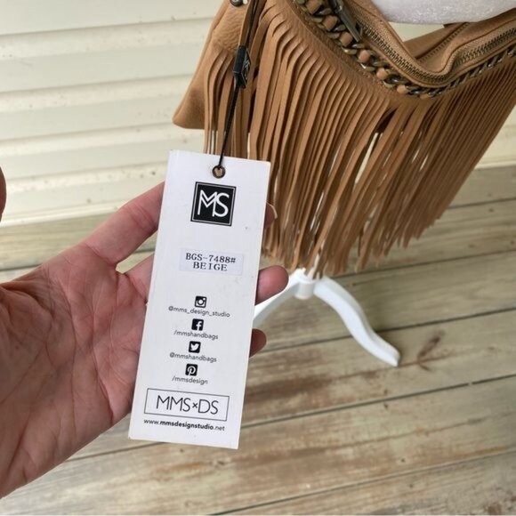 NWT NEW Brown Tan Beige Fringe Crossbody Purse Bag Chain Strap Boho Vibes - Picture 3 of 12
